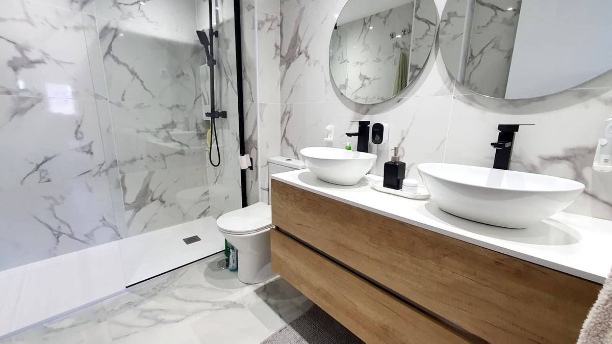 Middle Floor Apartment bilde 3