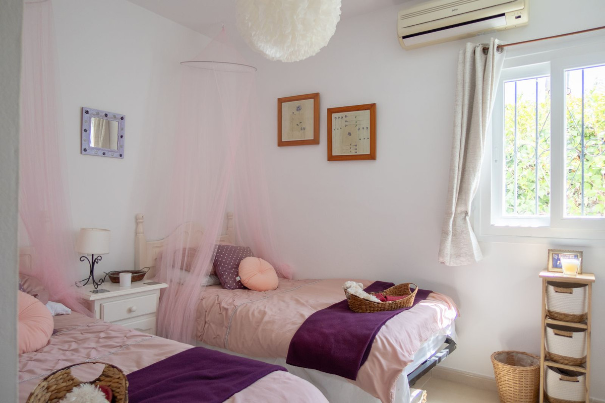 Detached Villa bilde 18