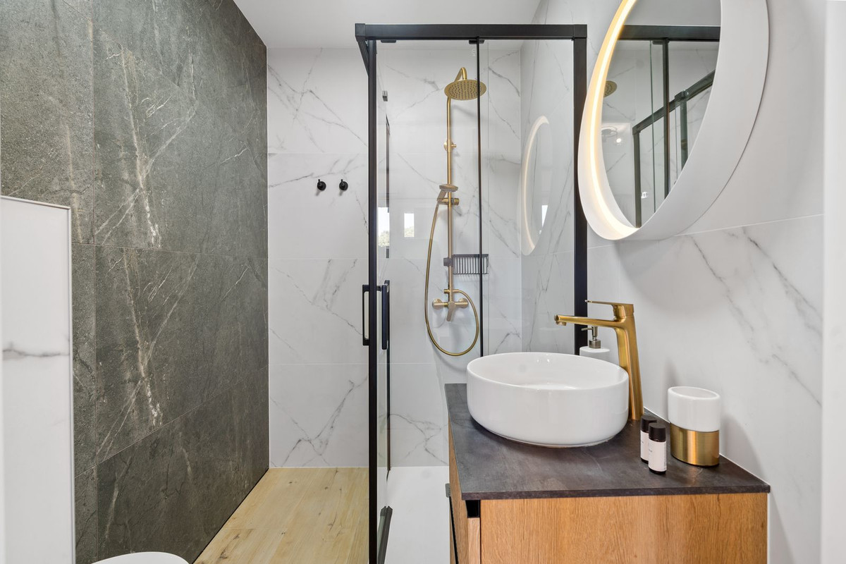 Middle Floor Apartment bilde 15