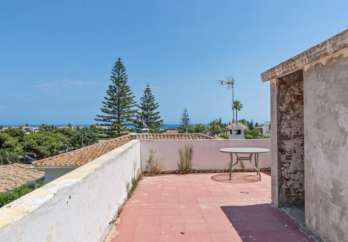Detached Villa bilde 2