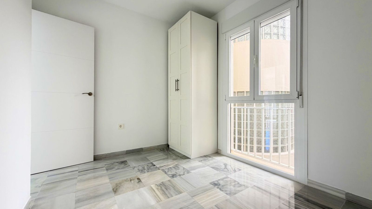 Middle Floor Apartment bilde 21