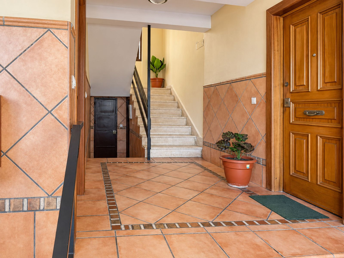 Middle Floor Apartment bilde 14