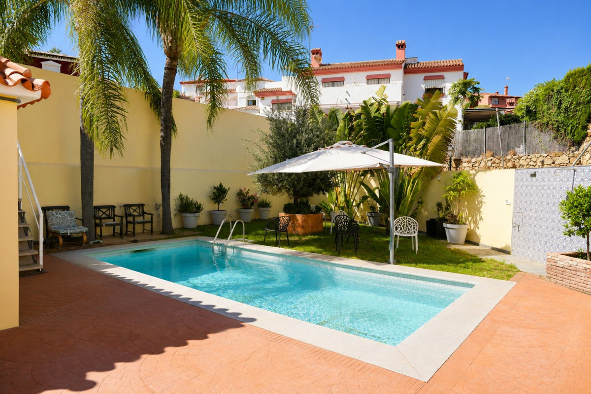 Detached Villa bilde 2