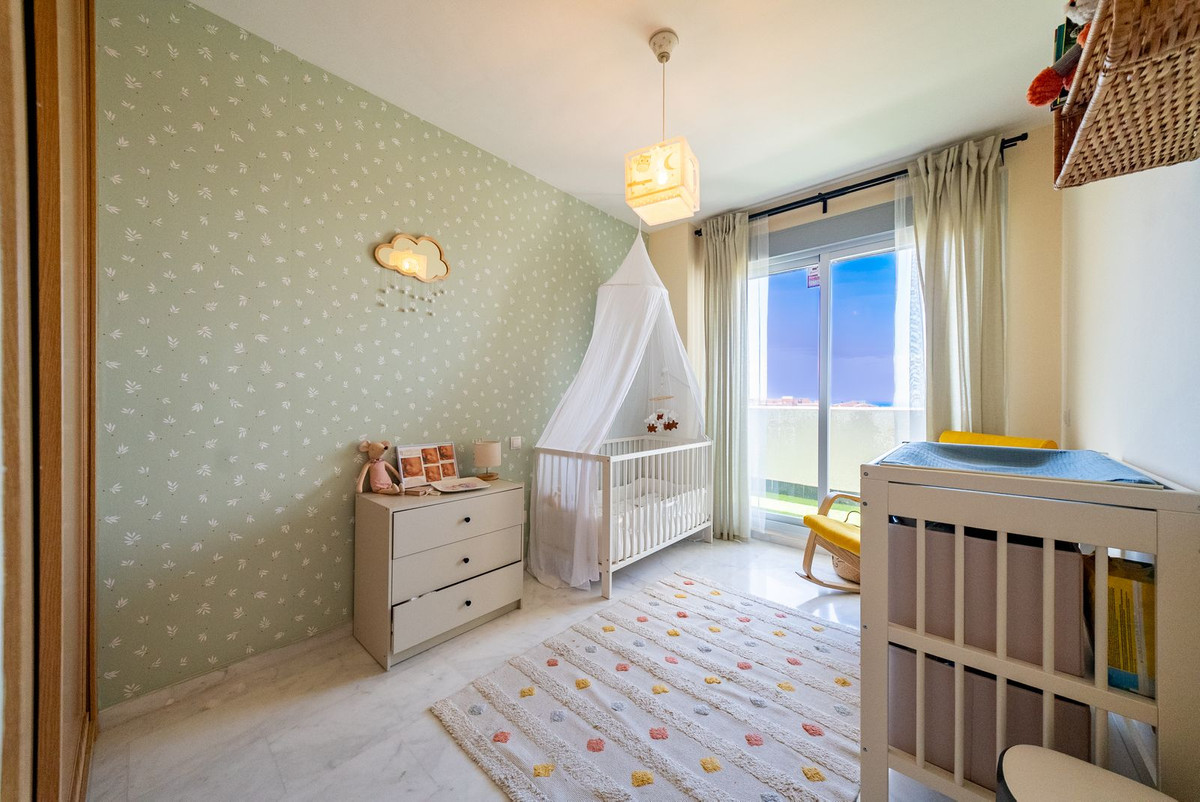 Middle Floor Apartment bilde 16