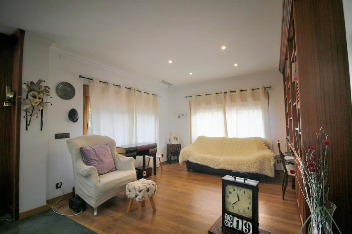 Detached Villa bilde 25