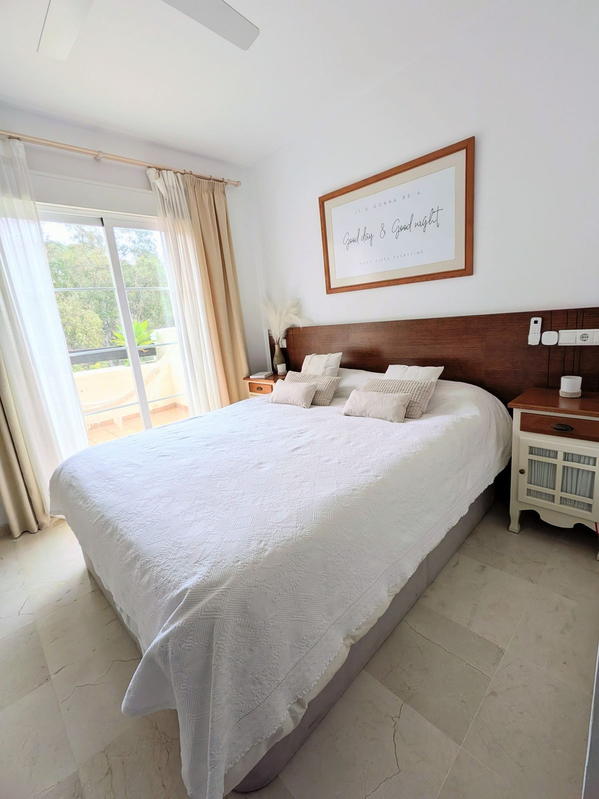 Middle Floor Apartment bilde 12