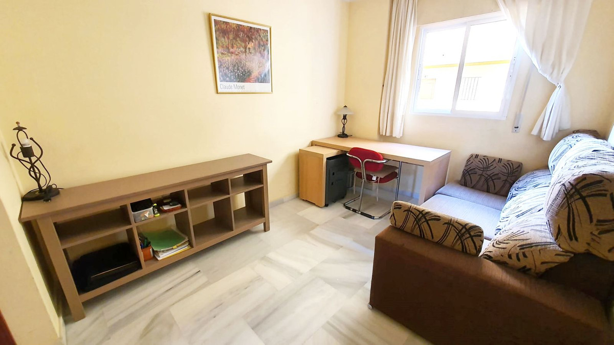 Middle Floor Apartment bilde 21