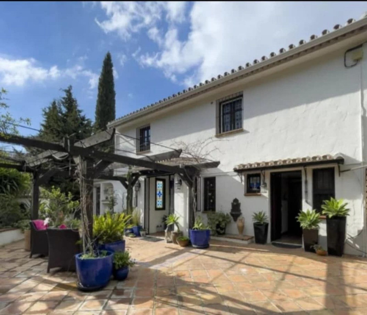 Detached Villa bilde 1