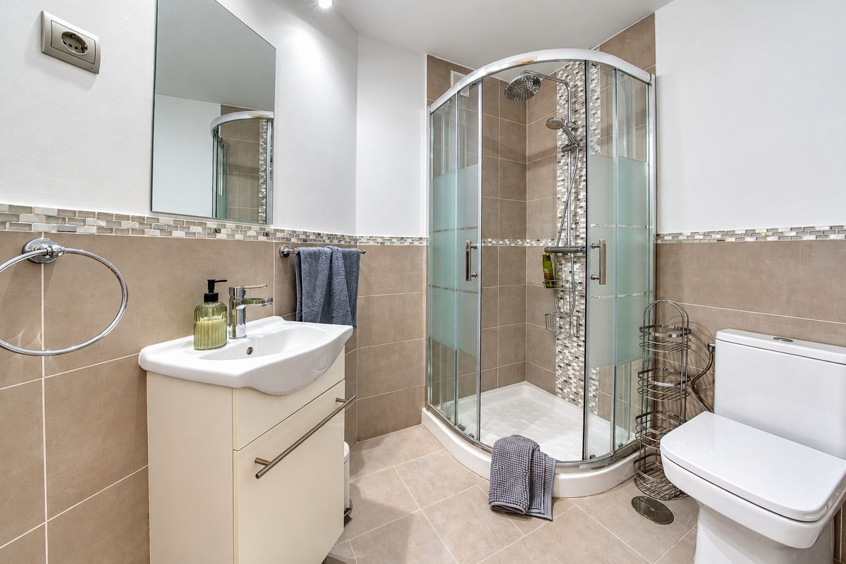 Middle Floor Apartment bilde 11