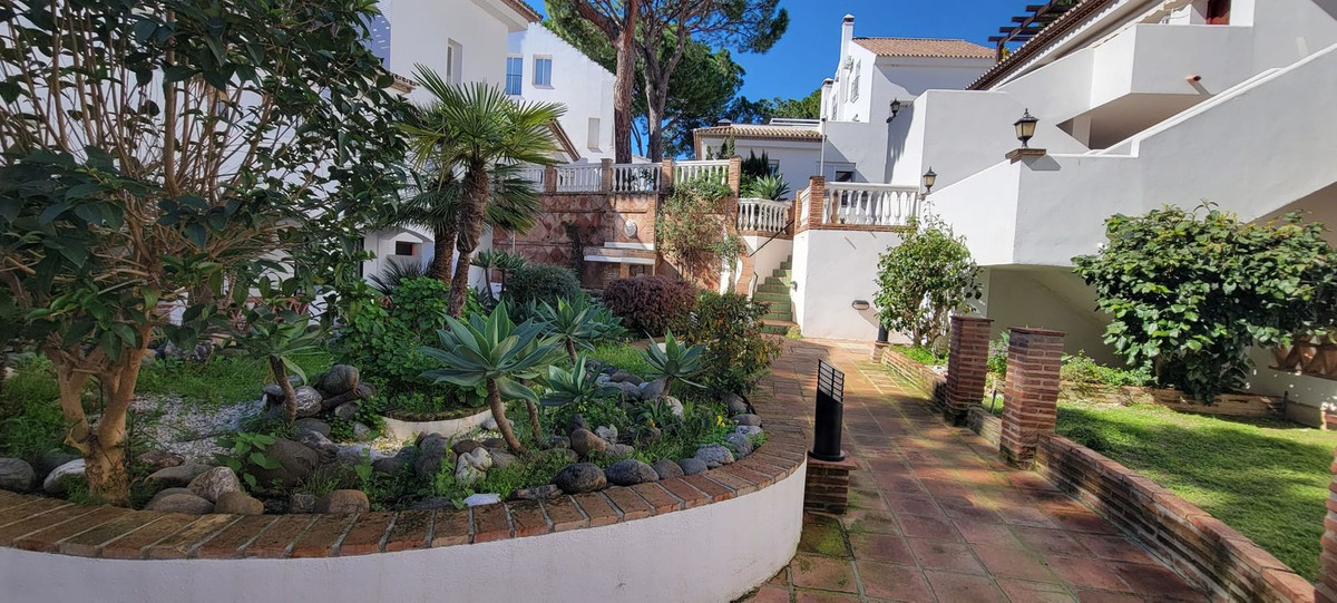 Middle Floor Apartment bilde 1