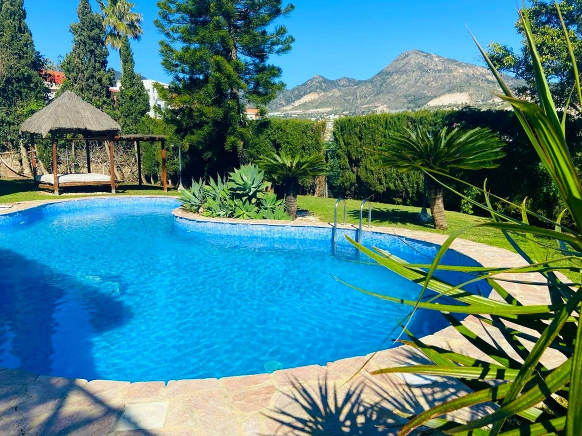 Detached Villa bilde 4