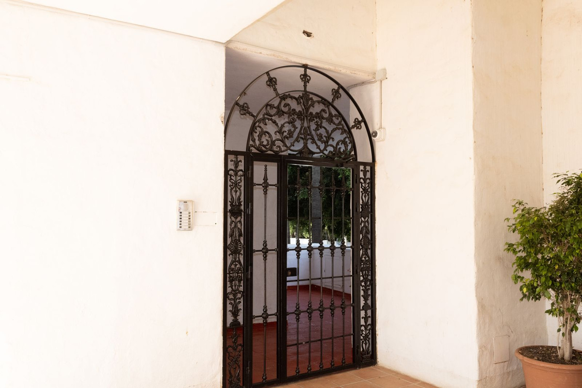 Middle Floor Apartment bilde 25
