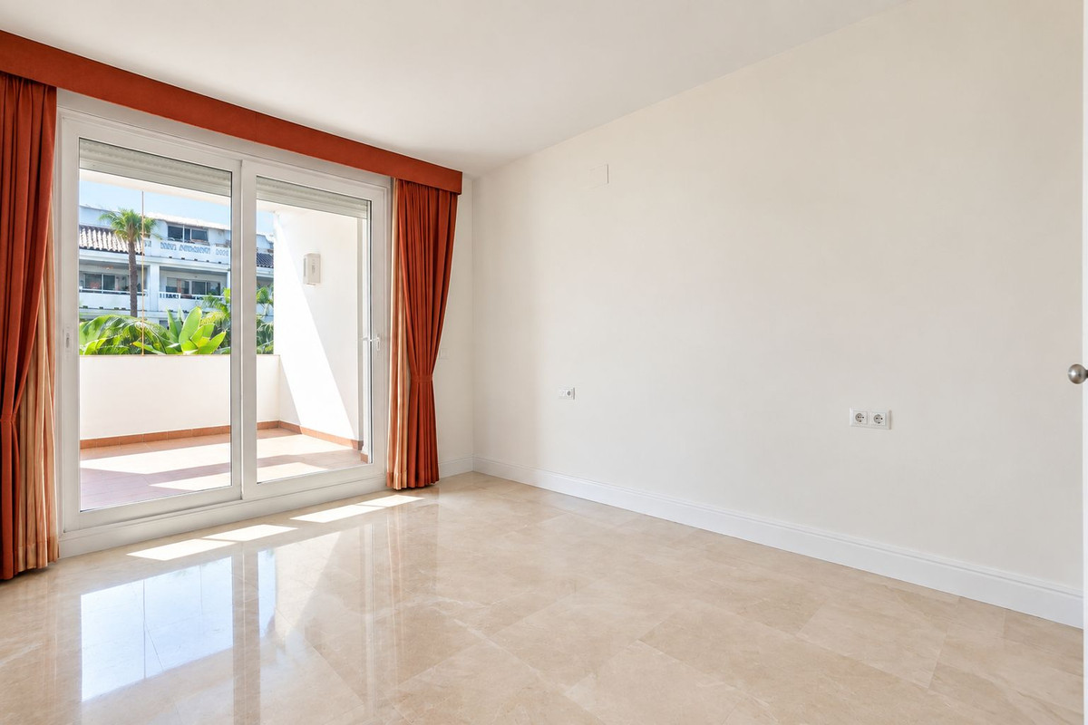 Middle Floor Apartment bilde 16