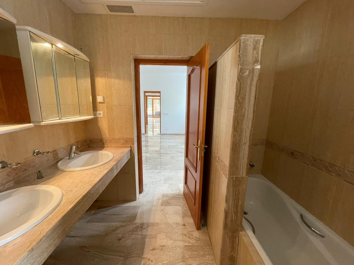 Detached Villa bilde 32