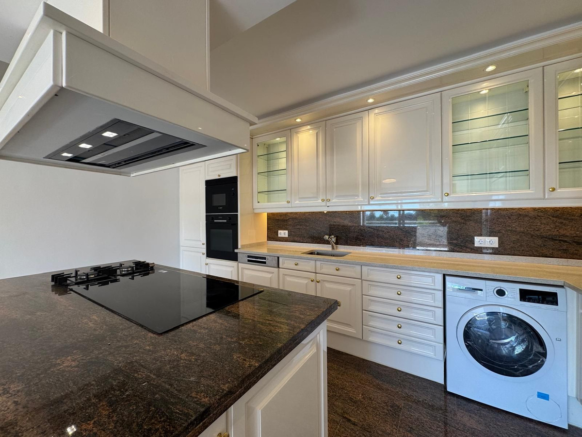 Middle Floor Apartment bilde 10