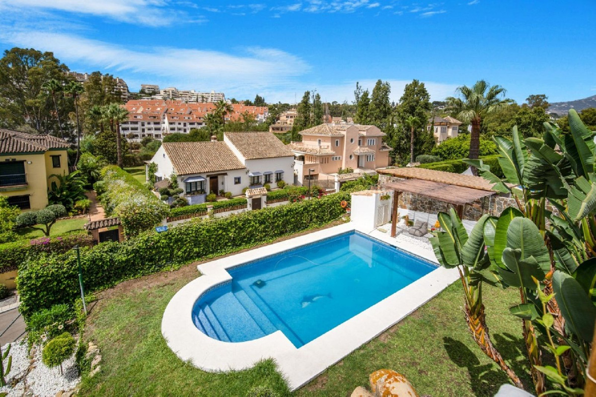Detached Villa bilde 2