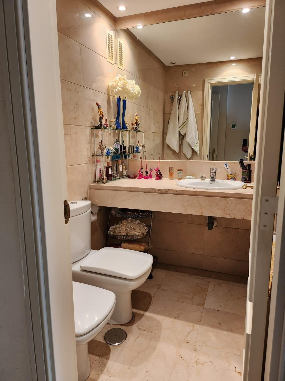 Middle Floor Apartment bilde 19
