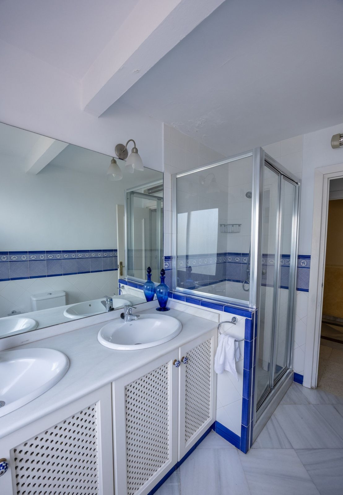 Middle Floor Apartment bilde 15