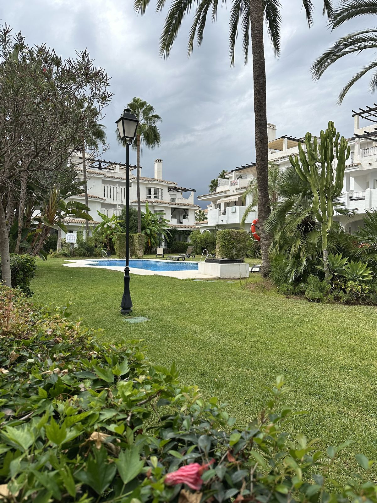 Middle Floor Apartment bilde 1