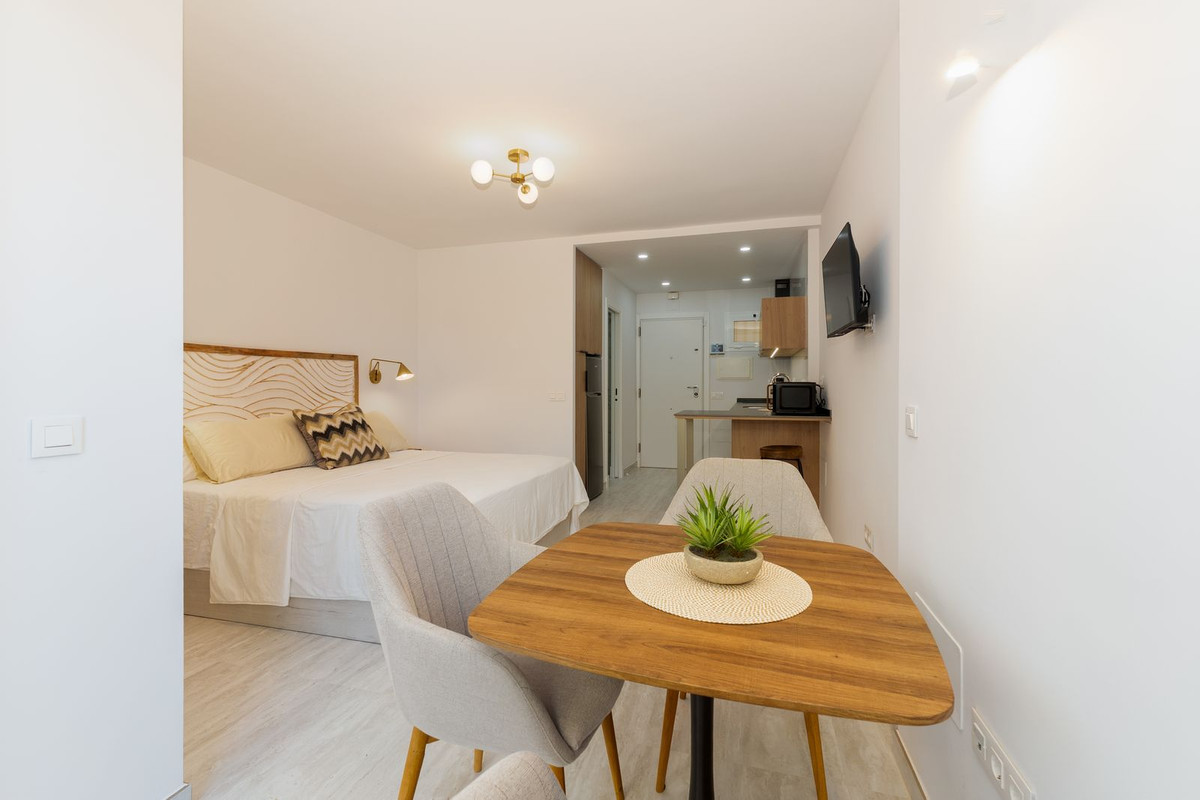 Middle Floor Apartment bilde 1