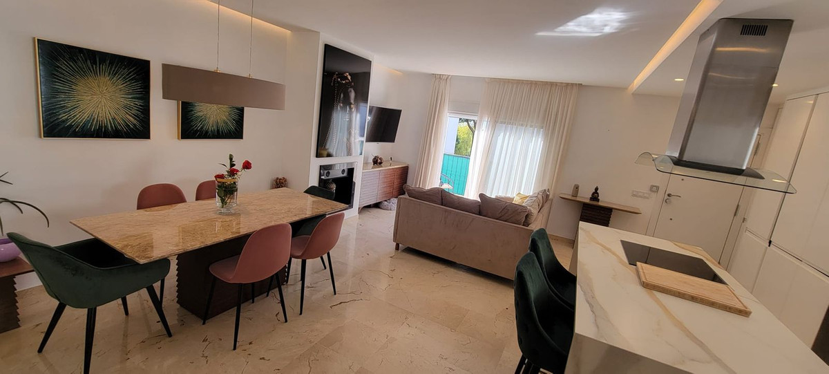 Middle Floor Apartment bilde 6