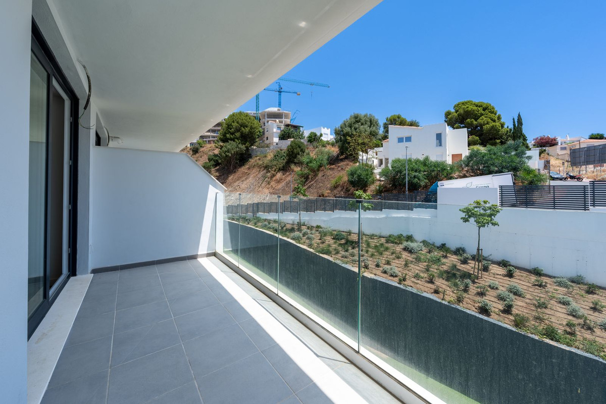 Middle Floor Apartment bilde 3