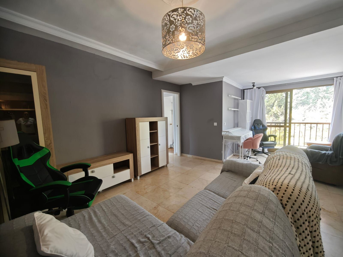 Middle Floor Apartment bilde 3