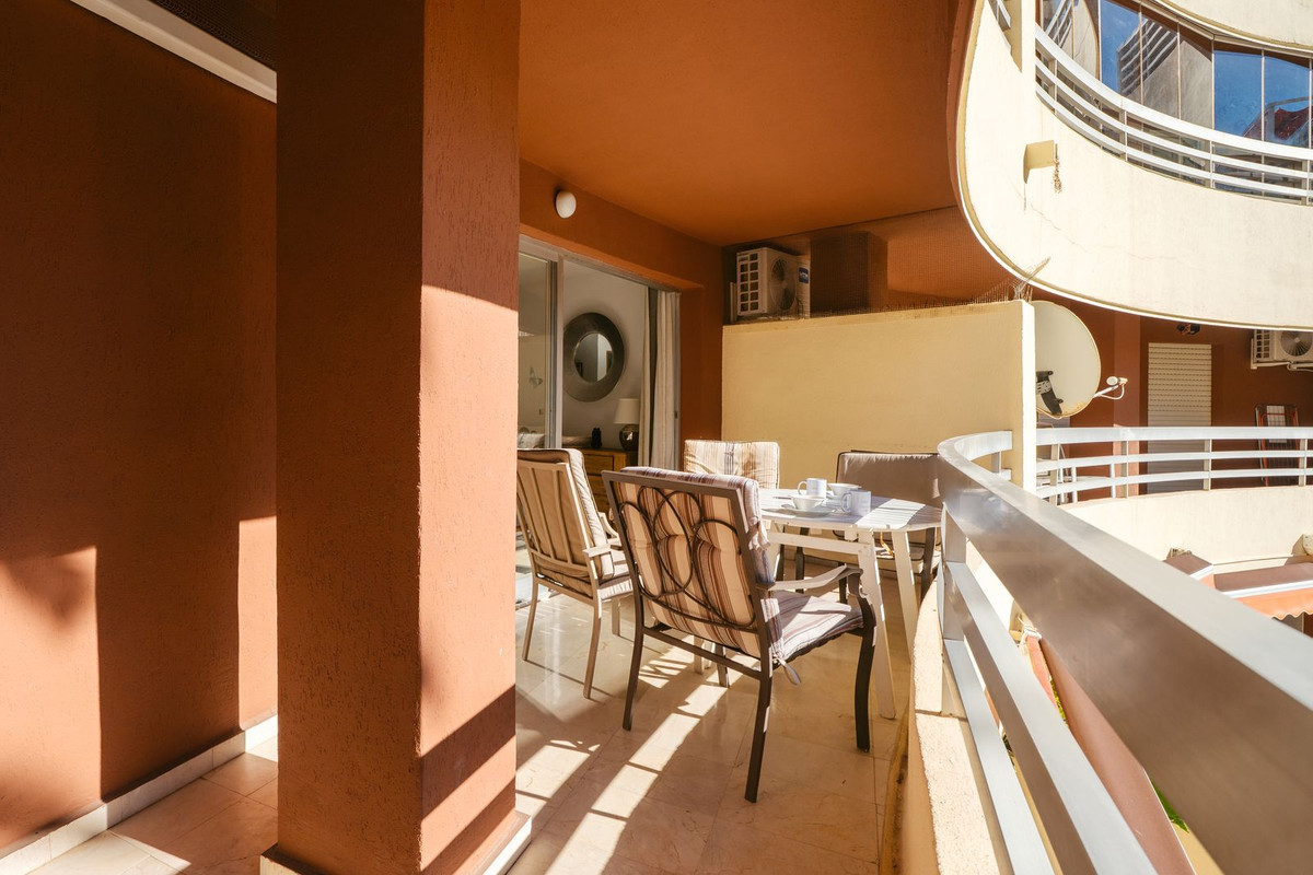 Middle Floor Apartment bilde 24