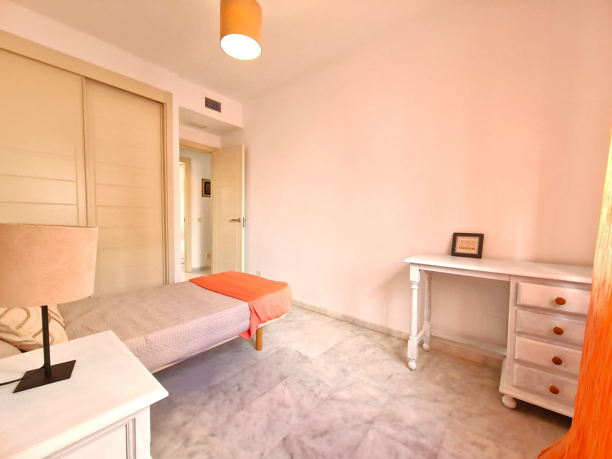 Middle Floor Apartment bilde 5