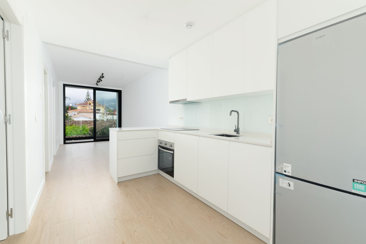 Middle Floor Apartment bilde 3