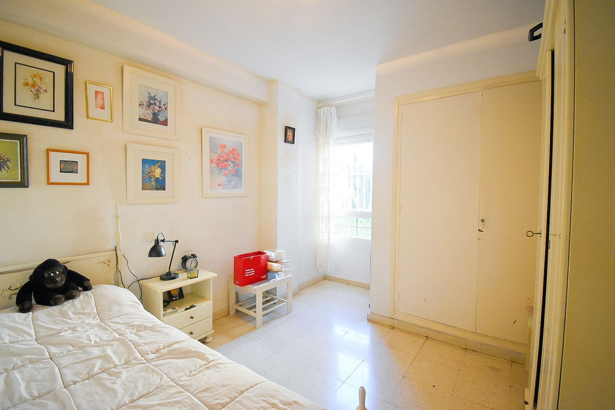 Middle Floor Apartment bilde 10