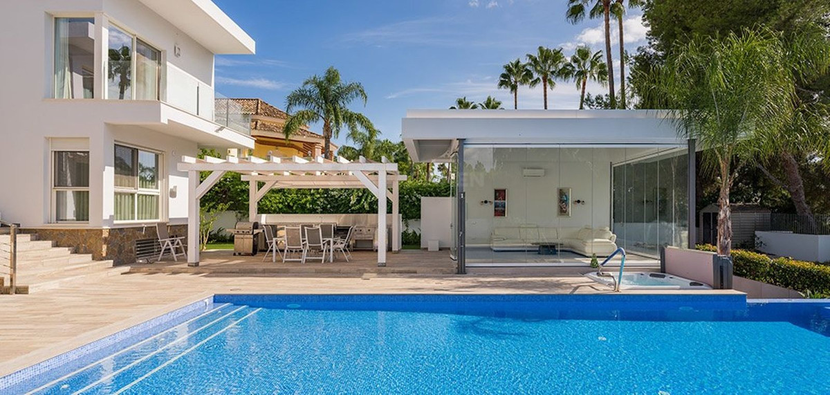 Detached Villa bilde 3
