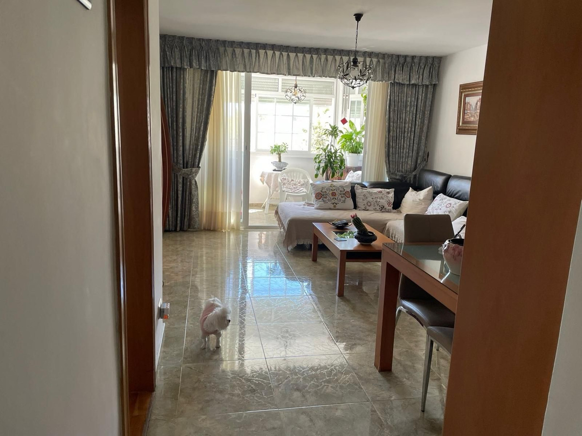 Middle Floor Apartment bilde 2