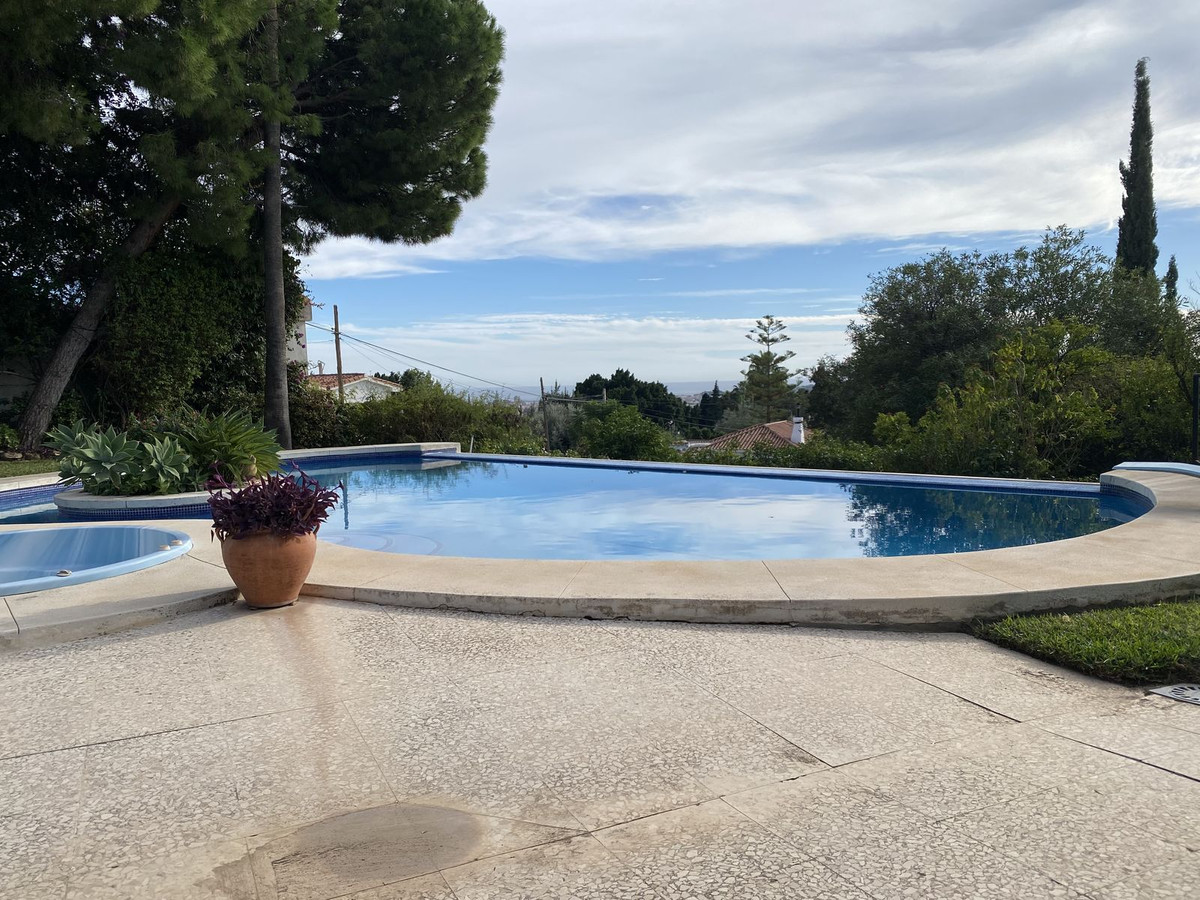 Detached Villa bilde 4