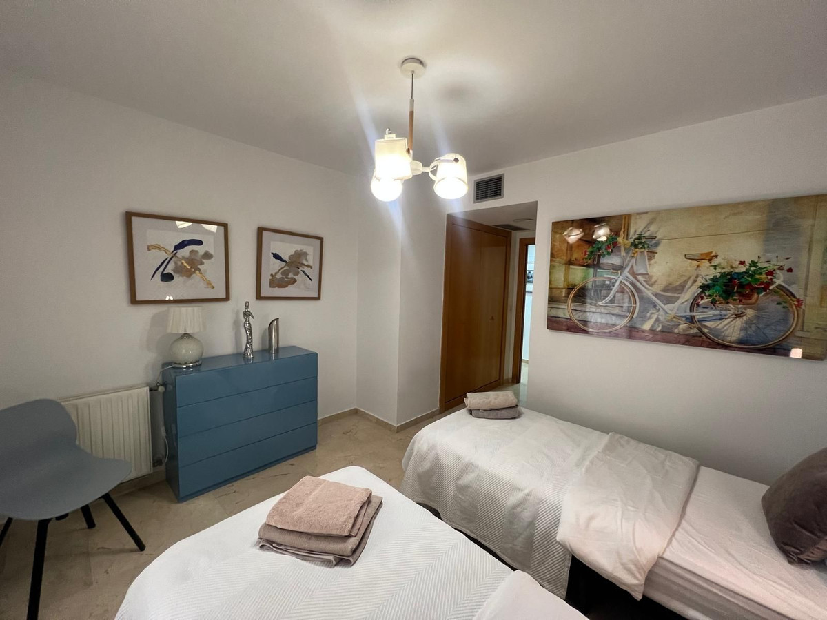 Middle Floor Apartment bilde 14