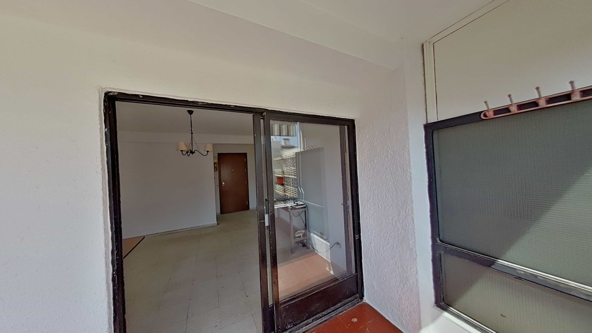Middle Floor Apartment bilde 6