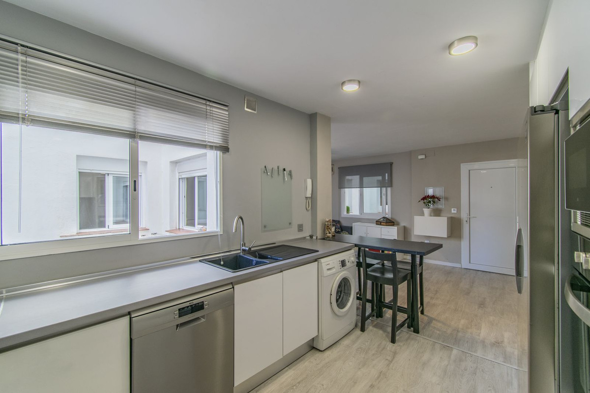 Middle Floor Apartment bilde 23
