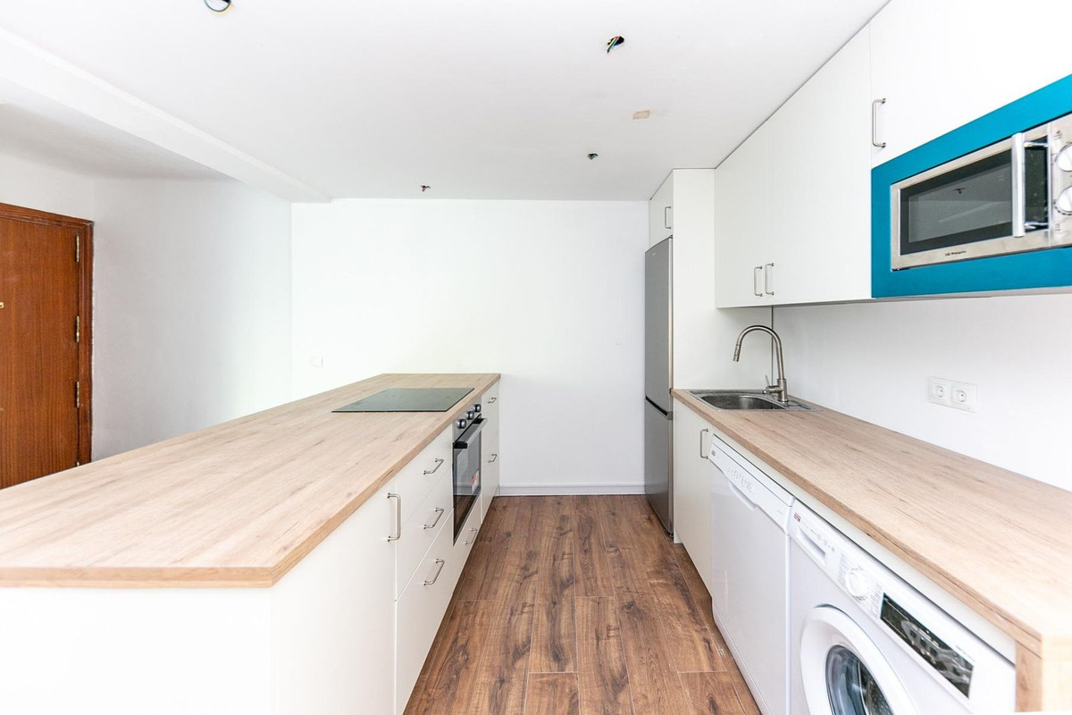 Middle Floor Apartment bilde 13