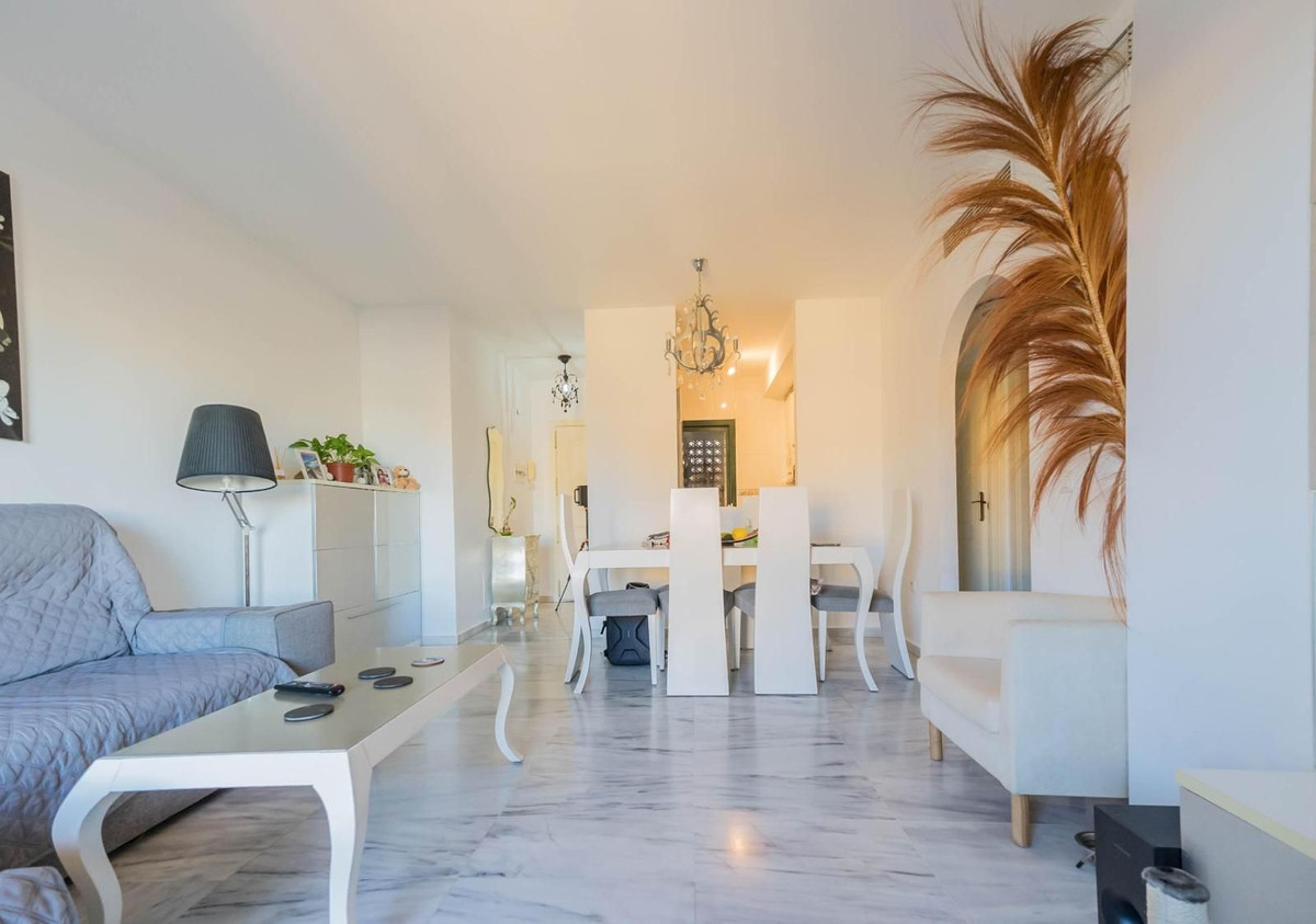 Middle Floor Apartment bilde 1
