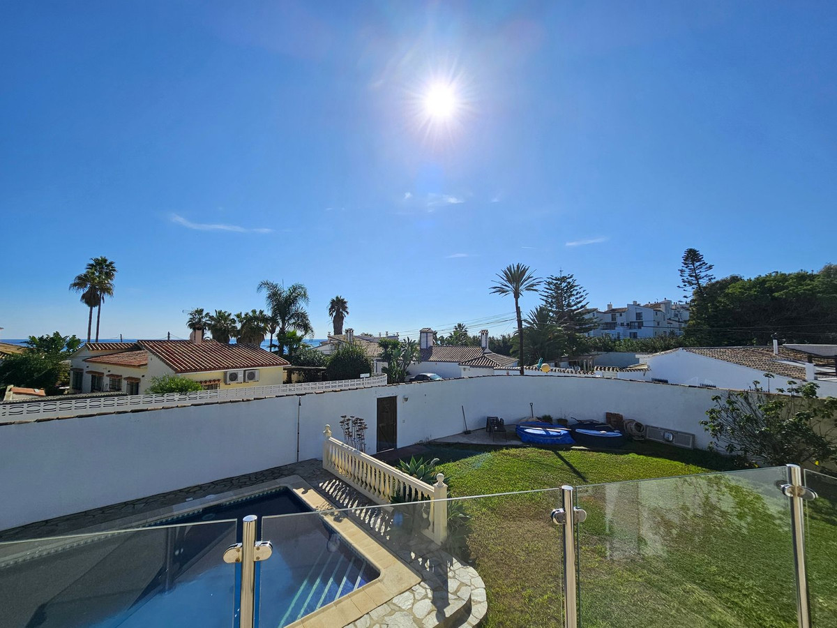 Detached Villa bilde 25