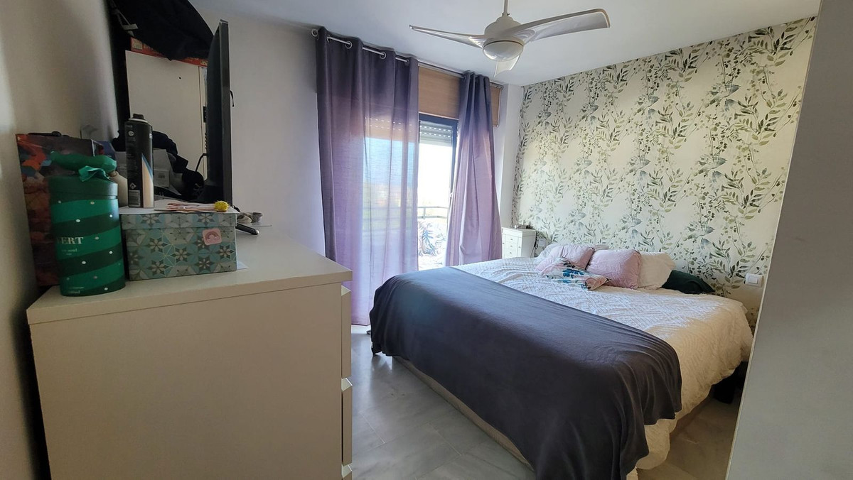 Middle Floor Apartment bilde 7