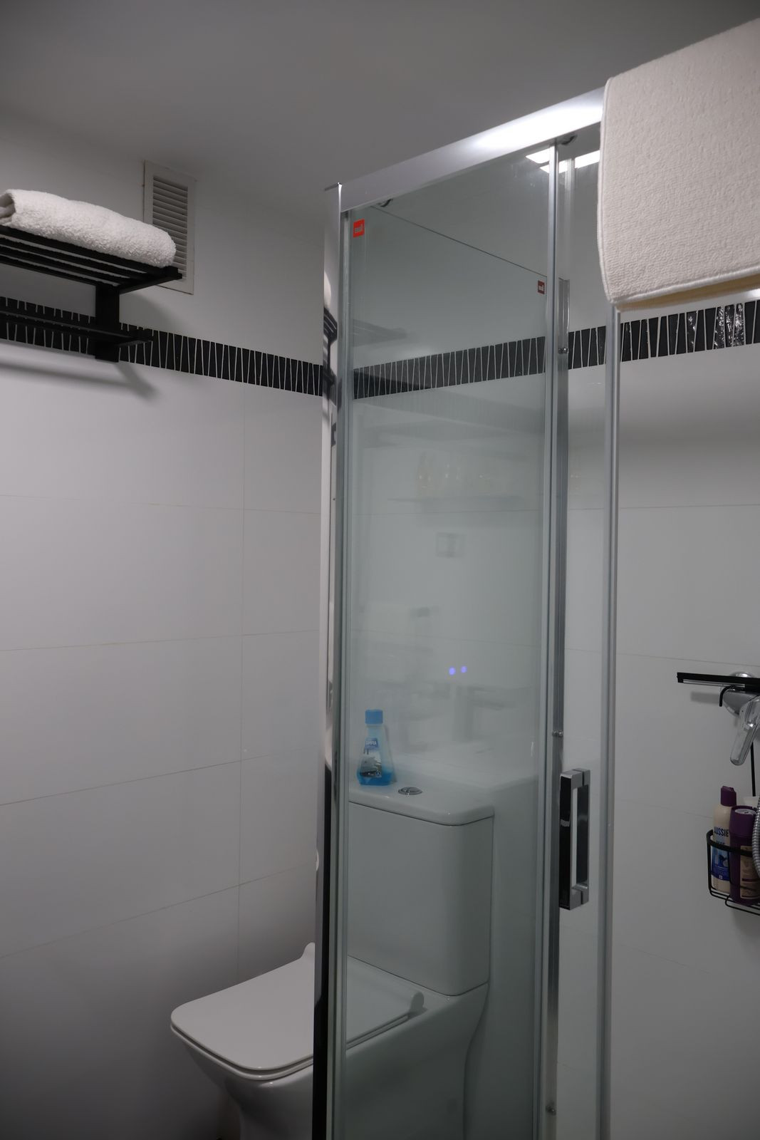 Middle Floor Apartment bilde 12
