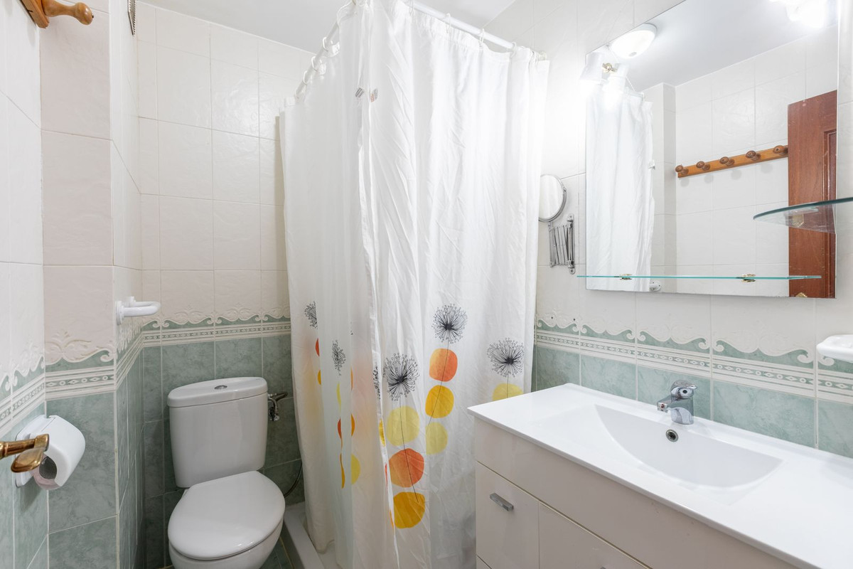 Middle Floor Apartment bilde 13