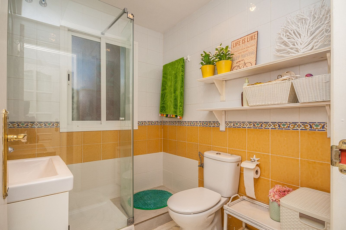Middle Floor Apartment bilde 6