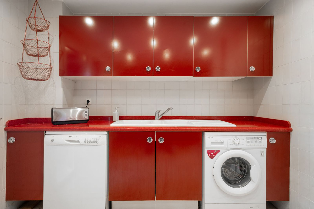 Middle Floor Apartment bilde 38