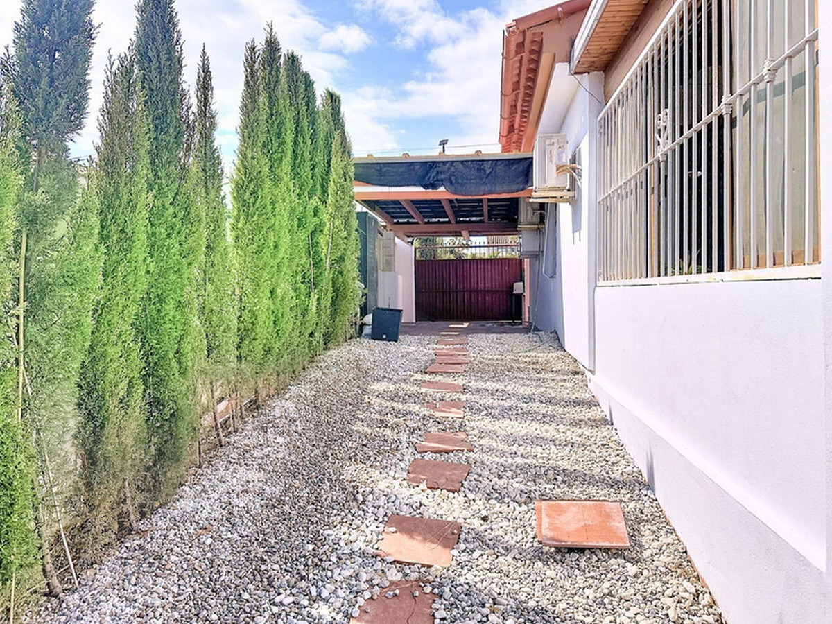 Detached Villa bilde 24