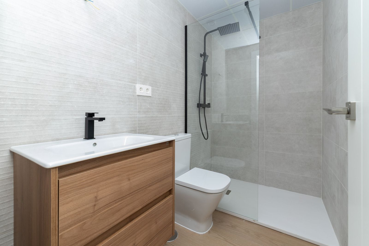 Middle Floor Apartment bilde 11