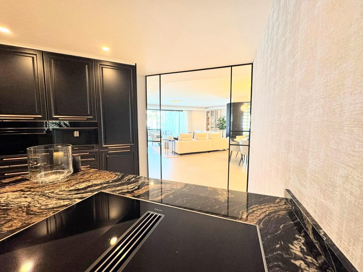 Middle Floor Apartment bilde 23