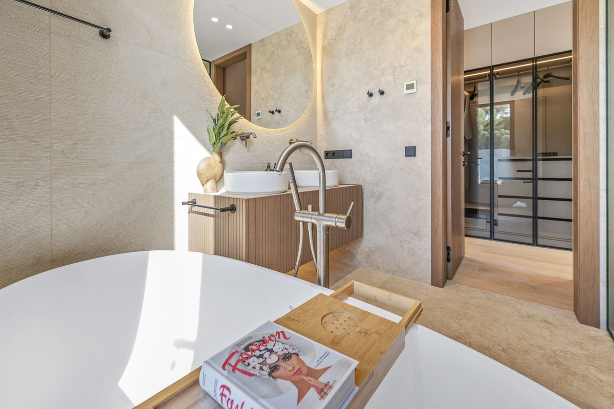 Detached Villa bilde 17