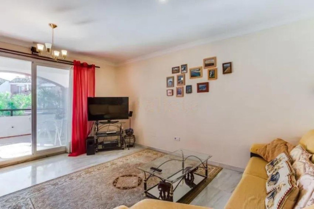 Middle Floor Apartment bilde 13